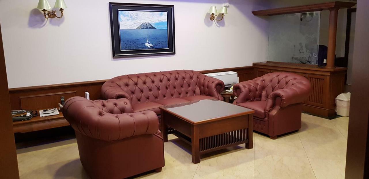 Marina Court Luxury Penthouse Kota Kinabalu Exterior foto